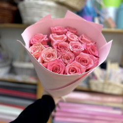 Букет из 15 розовых роз